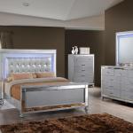 New Classic 4 Pc Bedroom - Includes: Queen Bed, Dresser, Mirror, Nightstand
Also Available in King
<$2299- Queen> <$2449- King>